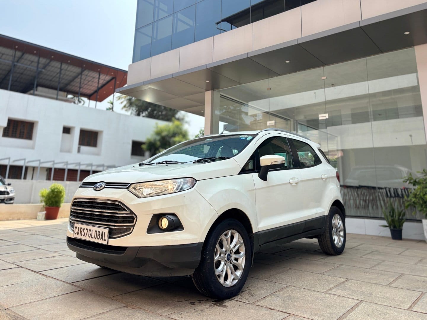 2016 Ford EcoSport  Titanium + 1.5 AT